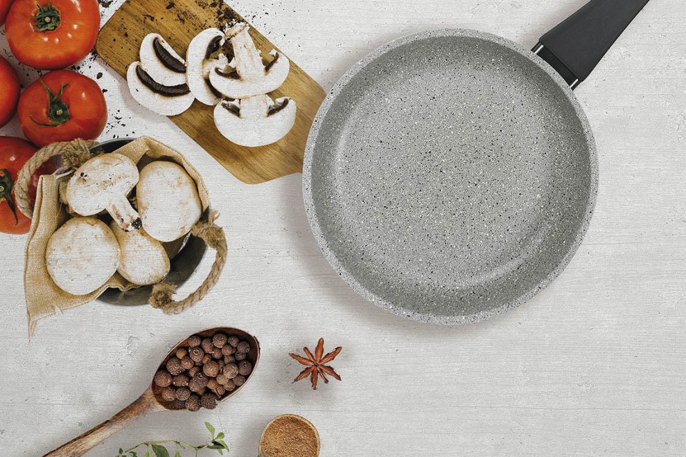 Flonal Cookware - Made in Italy - Do you want to try a new recipe? 🍳  #flonal #cookware #madeinitaly #nonstick #recipe #natural #italian #cooking  #cucinaitaliana #cucina #ricette #ambiente #frankfurt